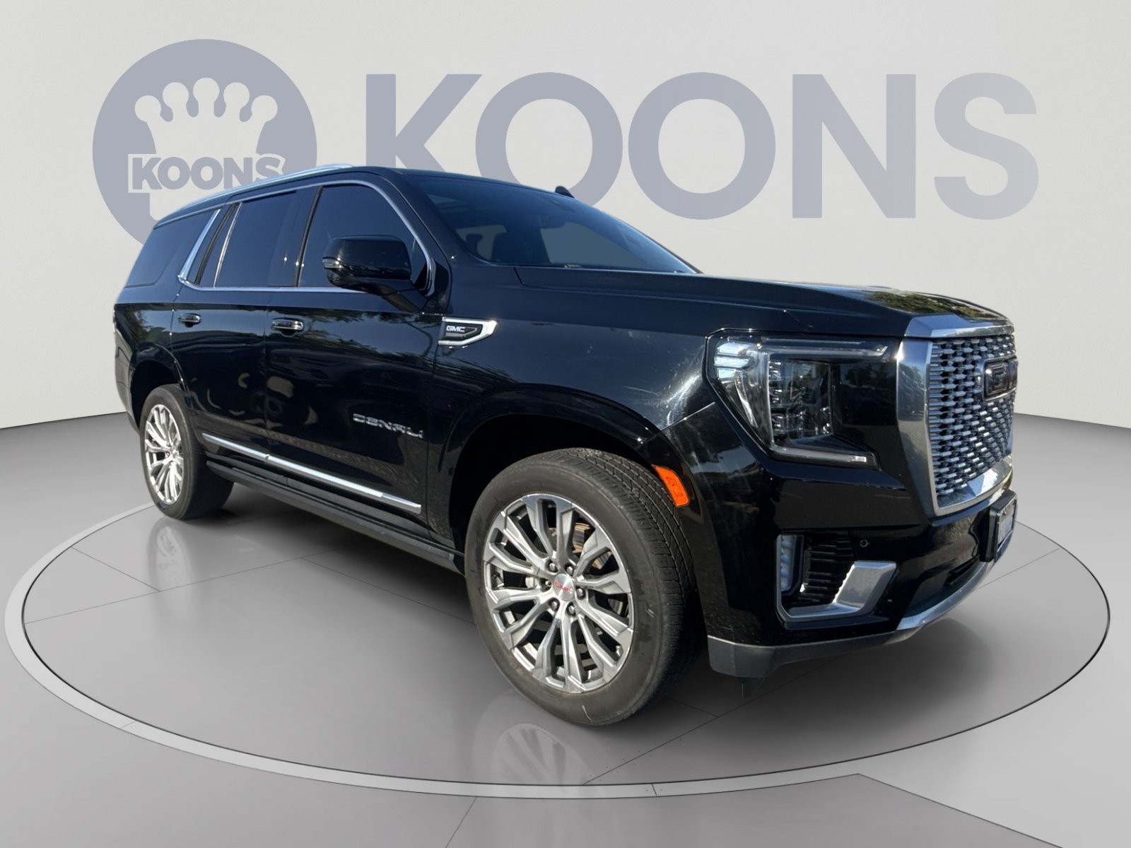 Used 2021 GMC Yukon Denali w/ Denali Premium Package AWD/4WD image 10