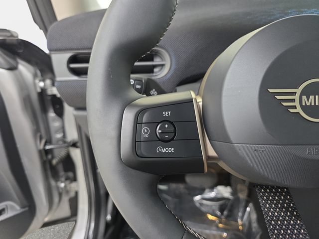 Used 2026 MINI Cooper S FWD image 17