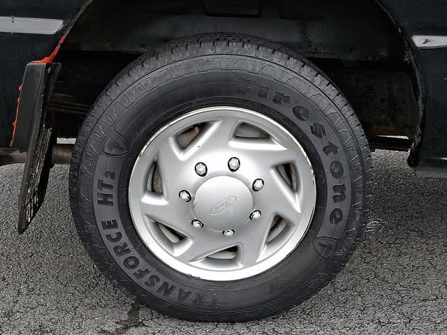 Used 2014 Ford E-150 and Econoline 150 w/ Power Group RWD image 12