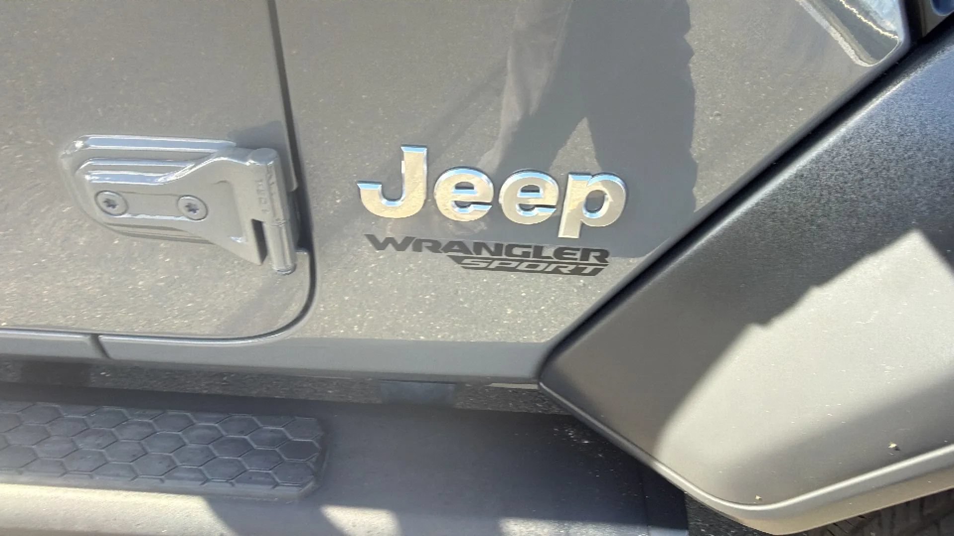 Used 2020 Jeep Wrangler Sport AWD/4WD image 28
