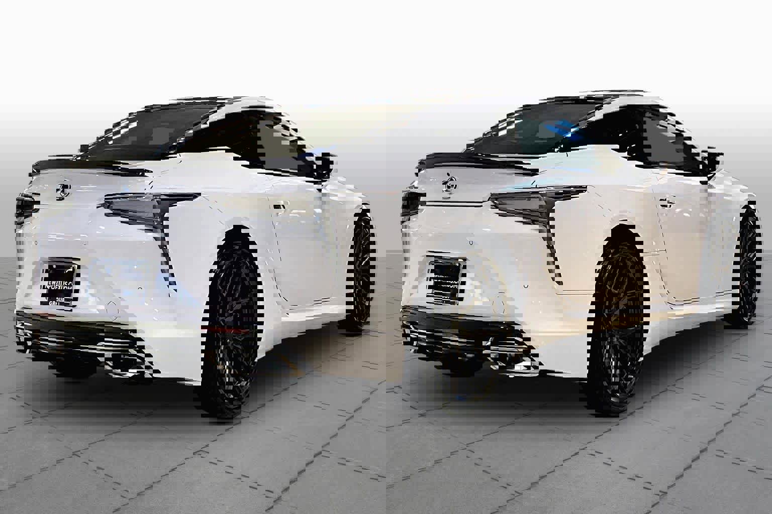 Used 2019 Lexus LC 500 Coupe w/ Carbon Fiber Package image 11