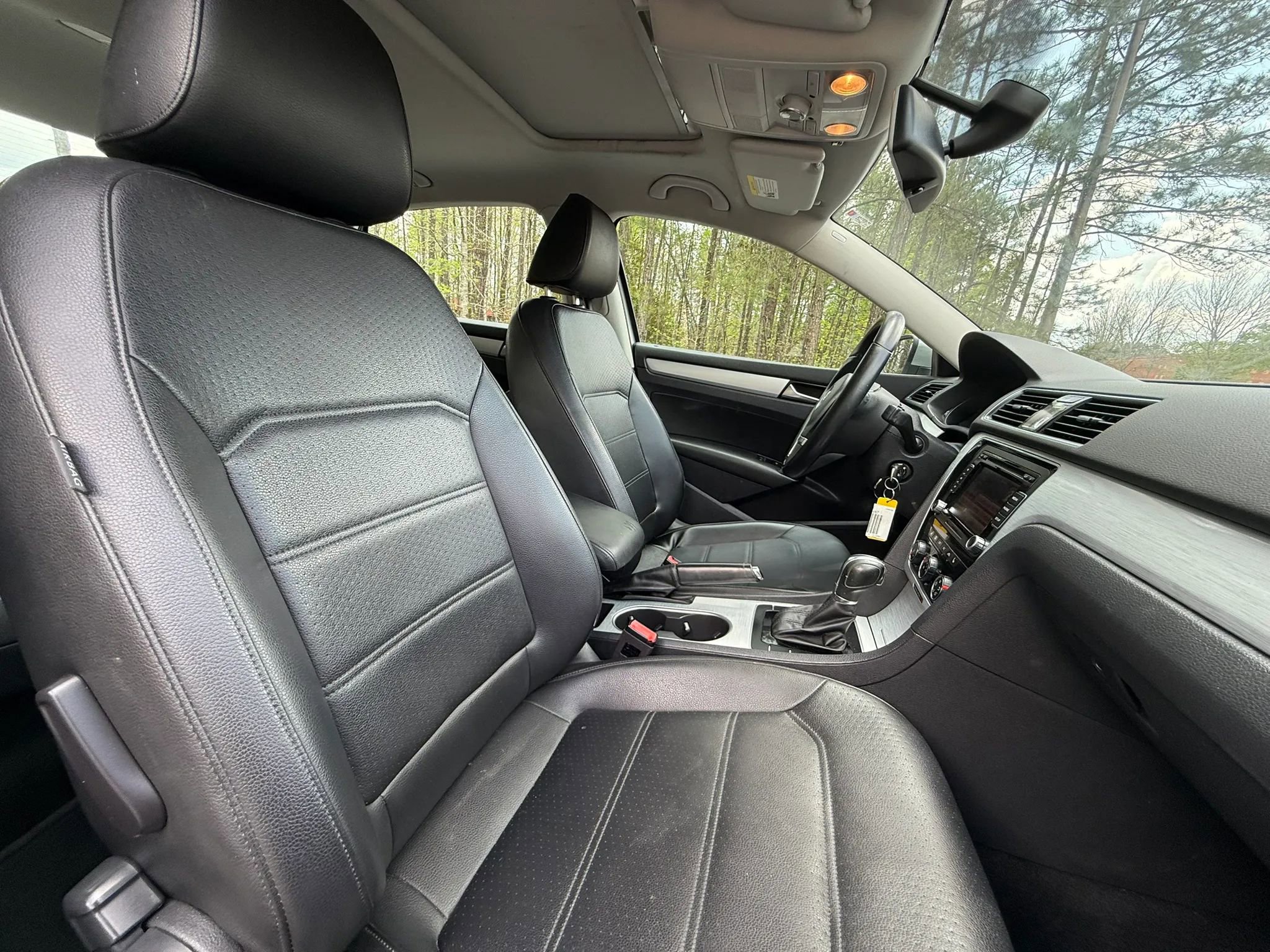 Used 2013 Volkswagen Passat 2.5 SE image 19