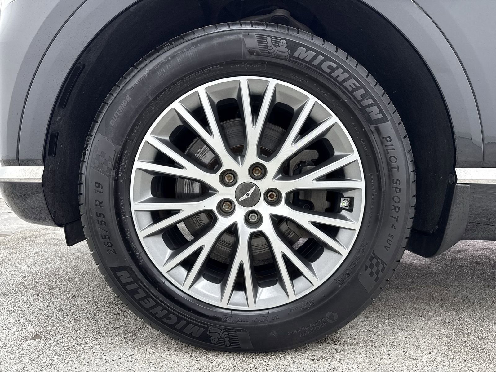 Used 2021 Genesis GV80 2.5T AWD/4WD image 43
