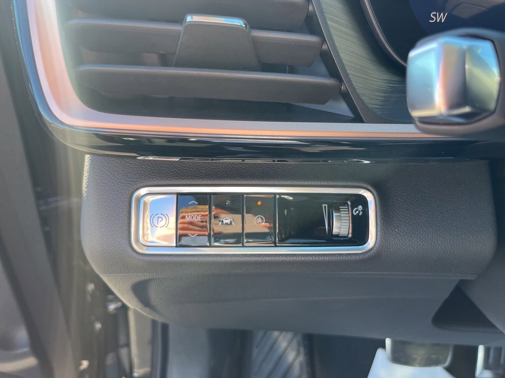 New 2024 Buick Envision Sport Touring image 10