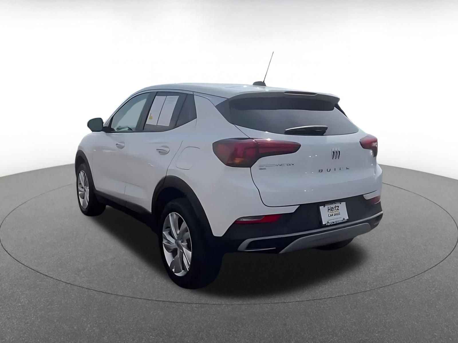 Used 2025 Buick Encore GX Preferred AWD/4WD image 11