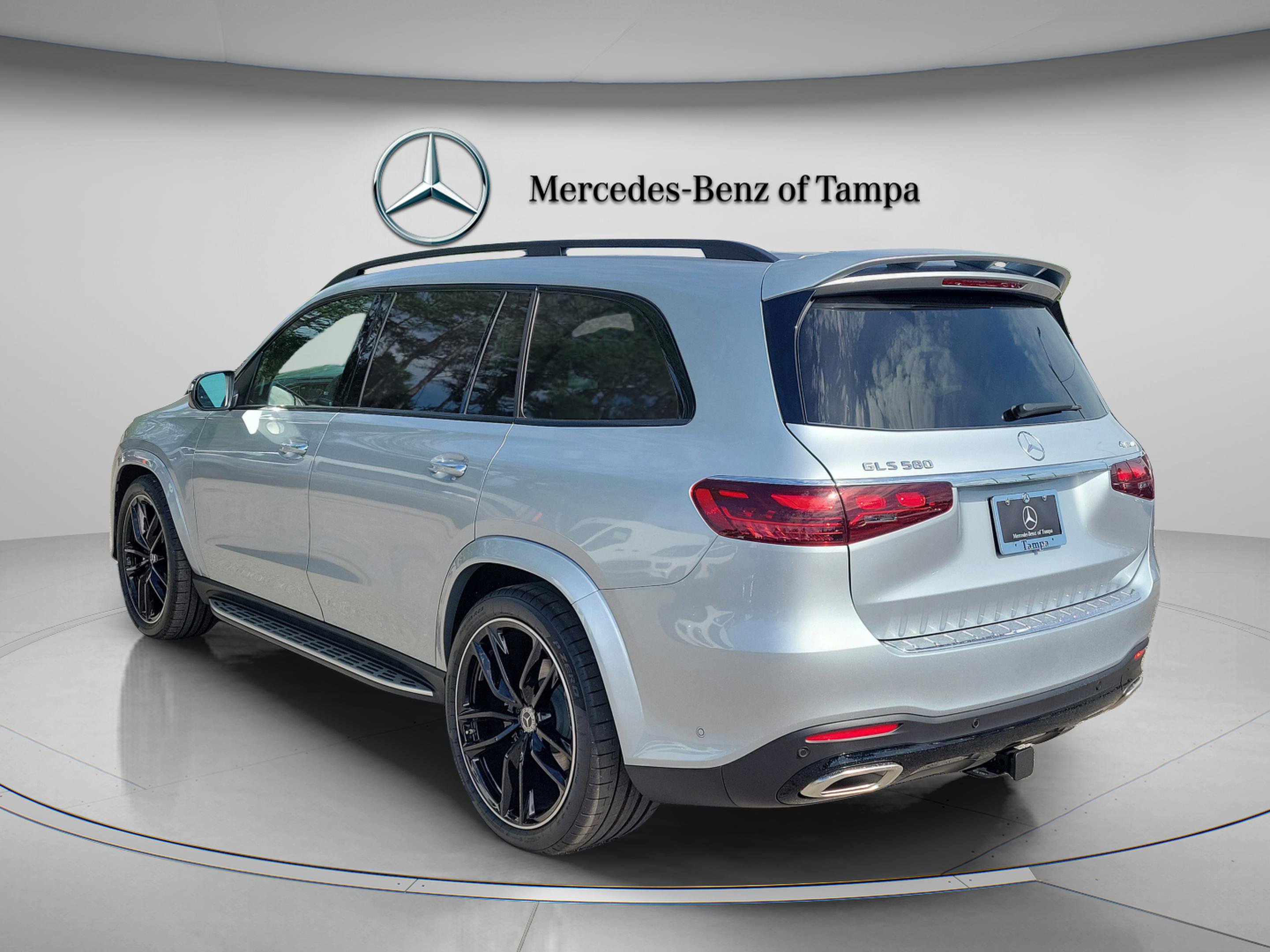 New 2026 Mercedes-Benz GLS 580 4MATIC image 2