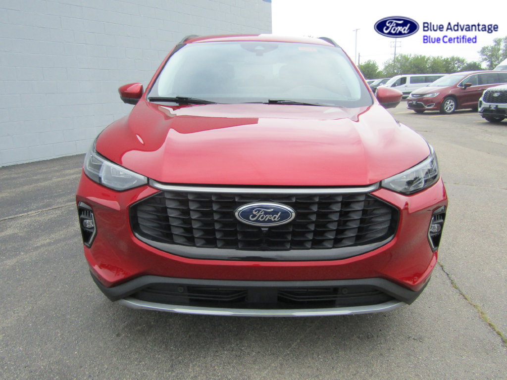 Used 2023 Ford Escape Platinum AWD/4WD image 11