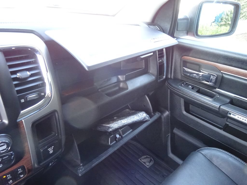 Used 2019 RAM 1500 Laramie w/ Convenience Group RWD image 29
