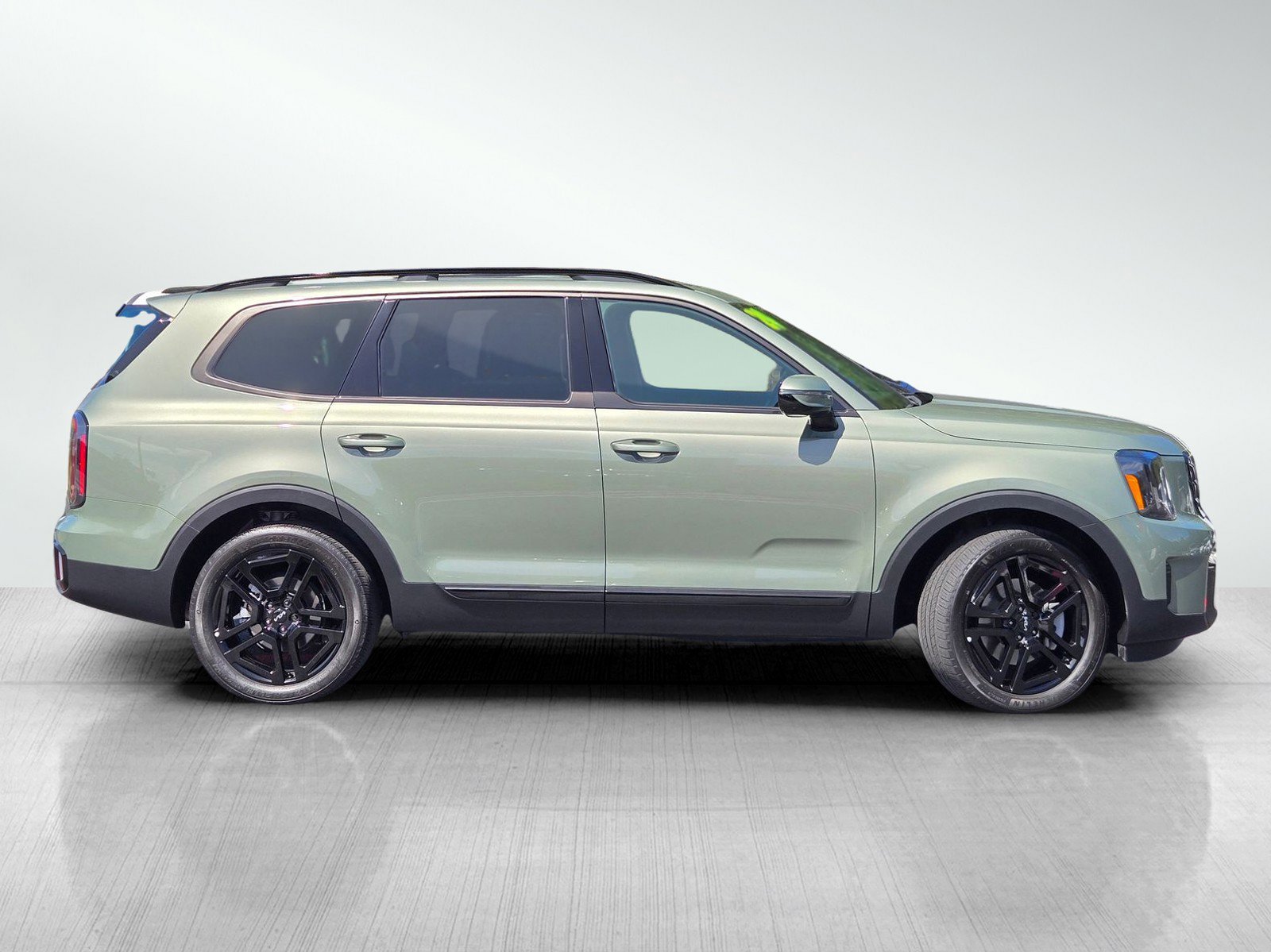 Used 2024 Kia Telluride SX Prestige X-Line AWD/4WD image 3