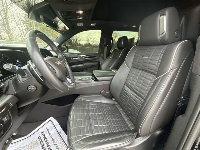 Used 2023 Cadillac Escalade ESV V image 11