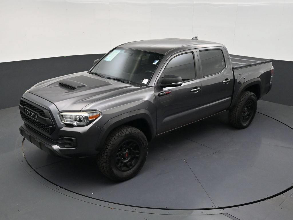 Used 2017 Toyota Tacoma TRD Sport w/ Tow Package RWD image 13