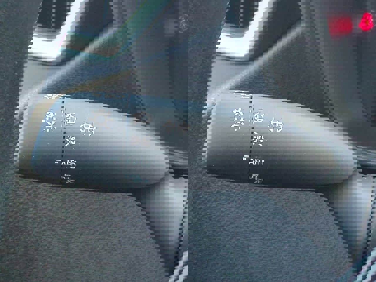 Used 2022 Toyota Corolla LE image 24