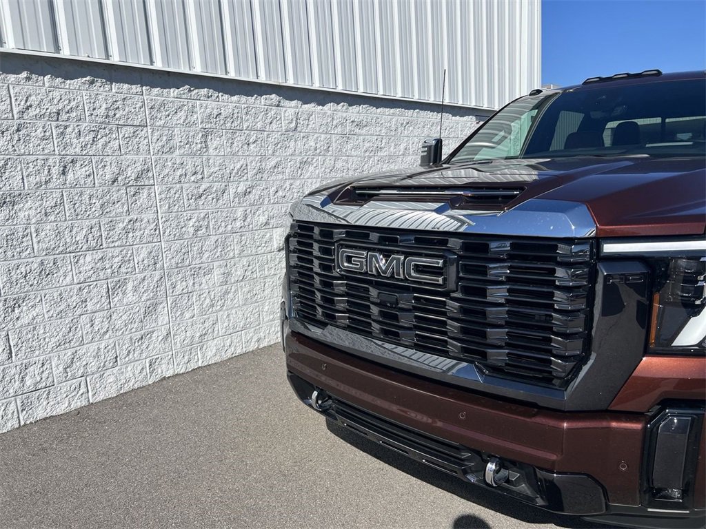 Used 2024 GMC Sierra 3500 Denali Ultimate image 29