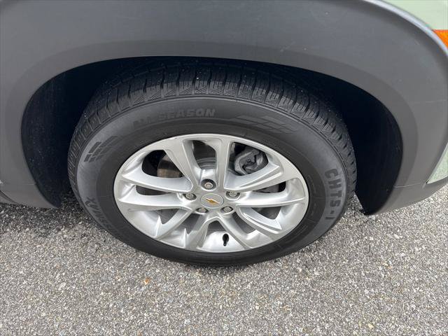 Used 2025 Chevrolet TrailBlazer LS w/ LS Confidence Package FWD image 11