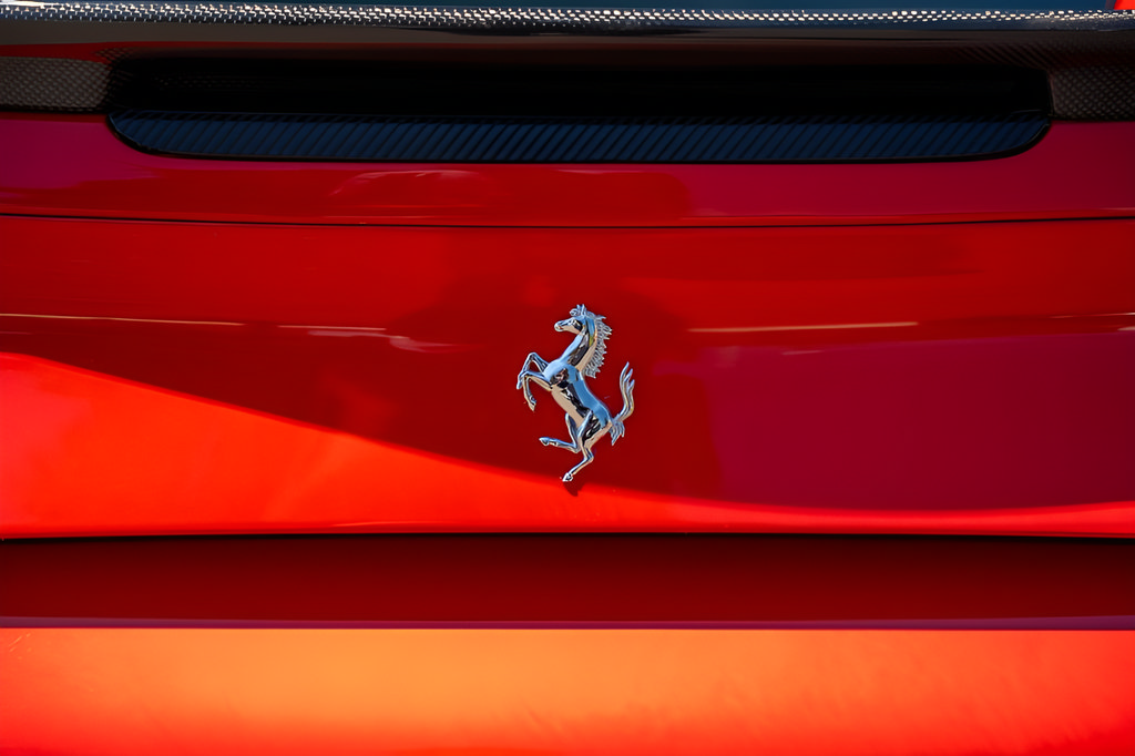 Used 2017 Ferrari 488 GTB RWD image 29
