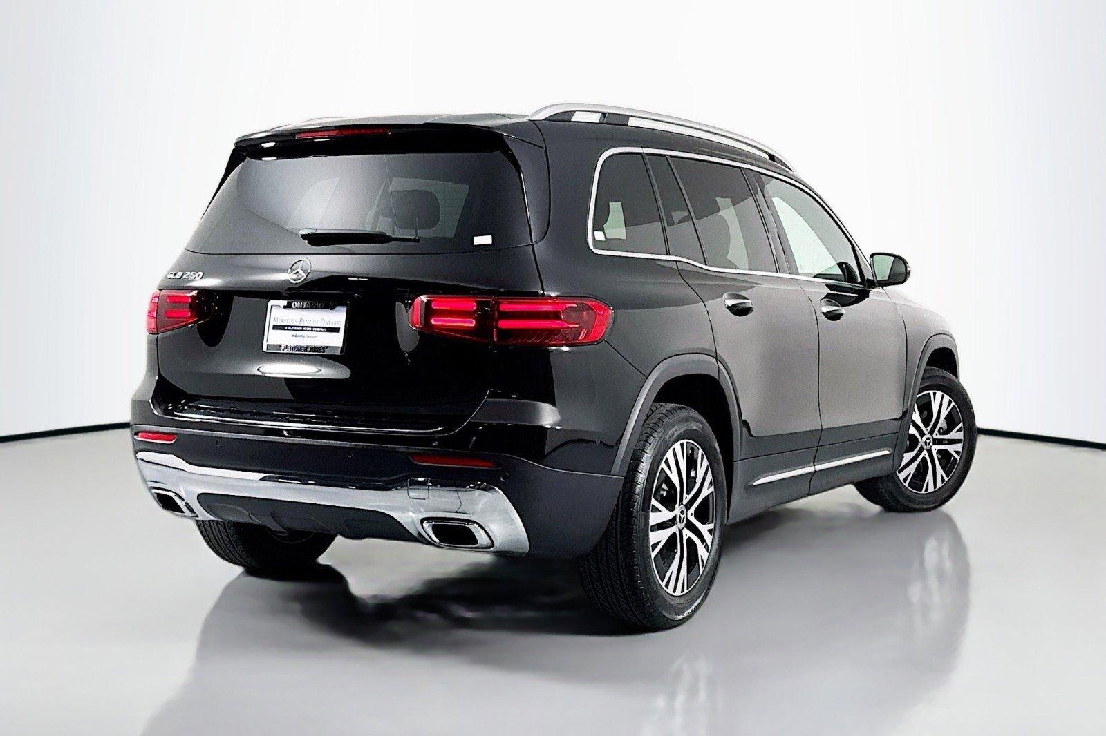 Certified 2025 Mercedes-Benz GLB 250 image 12