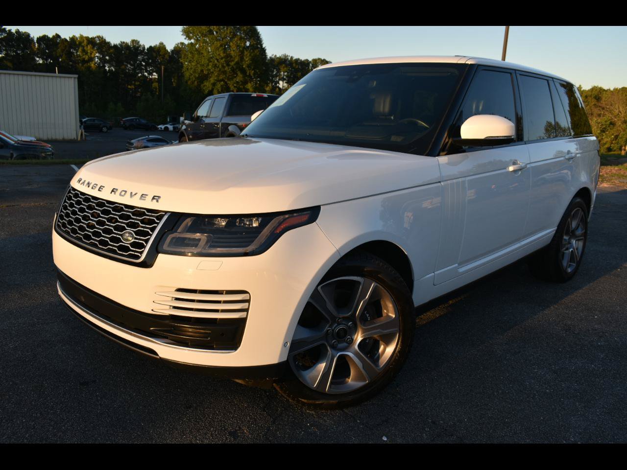 Used 2019 Land Rover Range Rover Supercharged AWD/4WD image 1