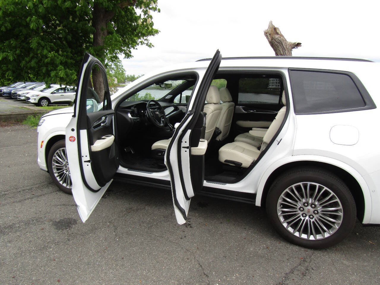 Used 2020 Cadillac XT6 Sport AWD/4WD image 22