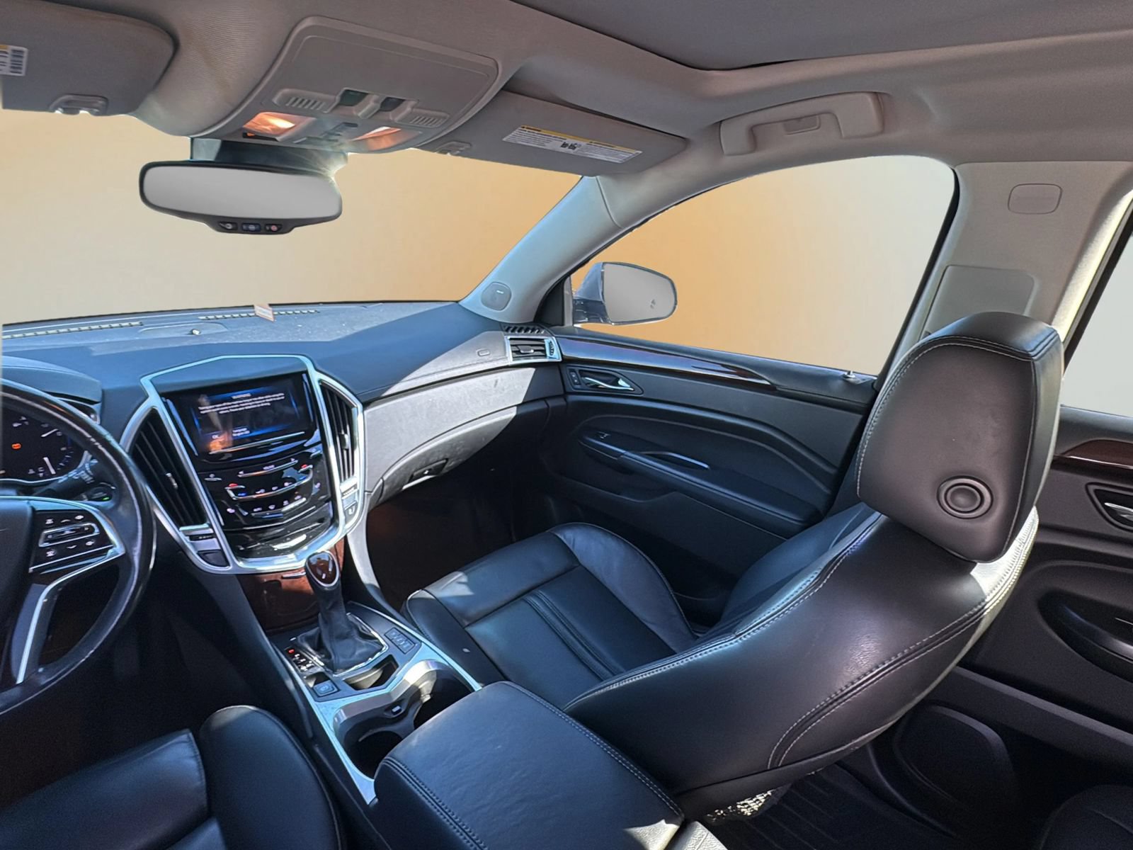 Used 2016 Cadillac SRX Luxury w/ Driver Awareness Package FWD image 14