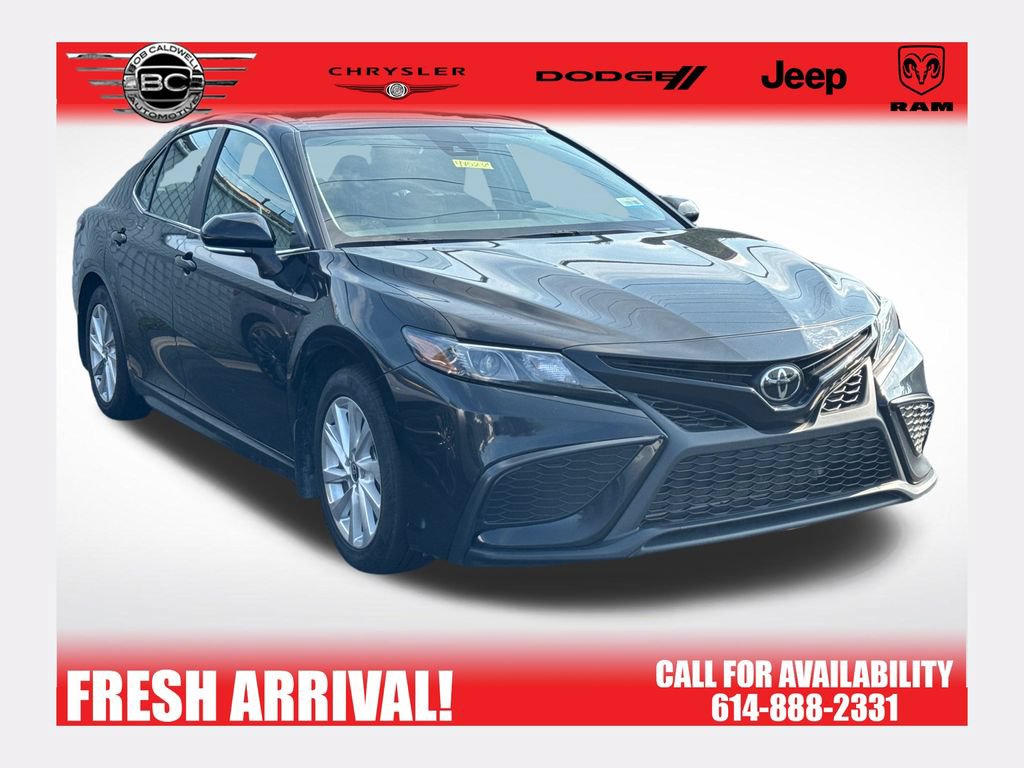Used 2024 Toyota Camry SE