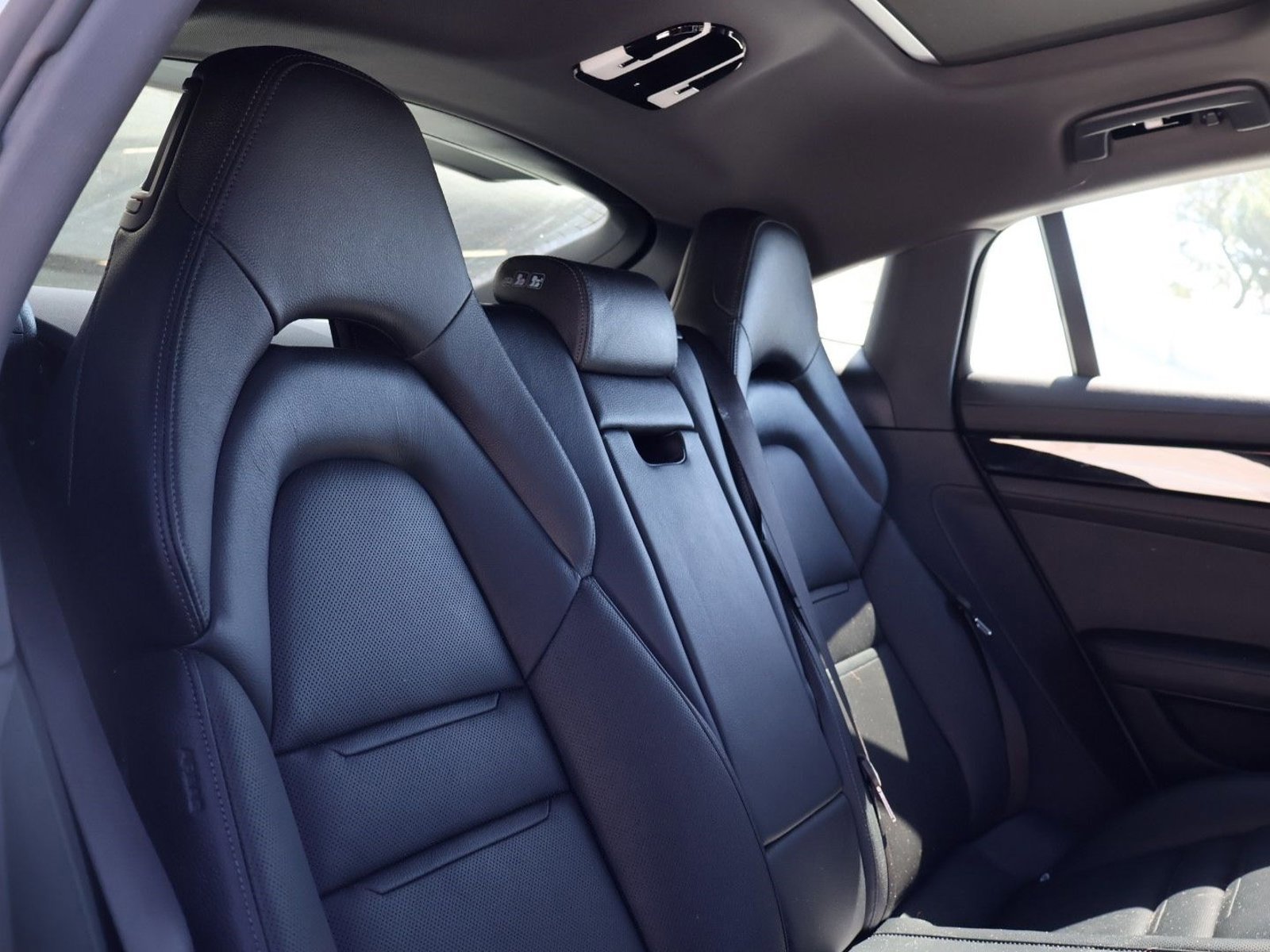 Certified 2023 Porsche Panamera 4 image 23