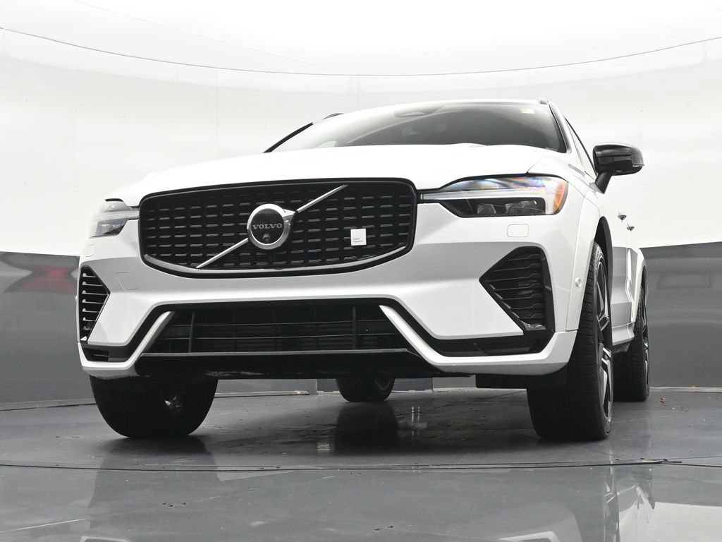 Certified 2024 Volvo XC60 T8 Polestar AWD/4WD image 35