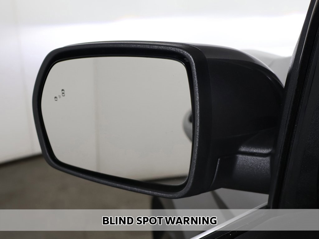 Used 2024 Ford Edge SEL image 6