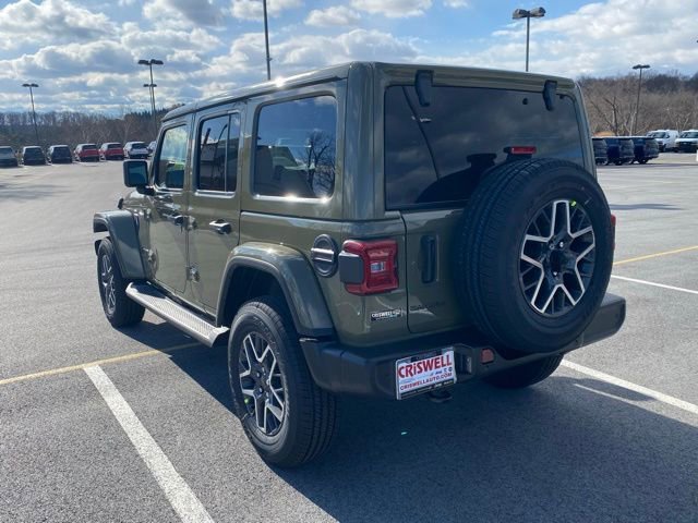 New 2026 Jeep Wrangler Unlimited Sahara AWD/4WD image 5