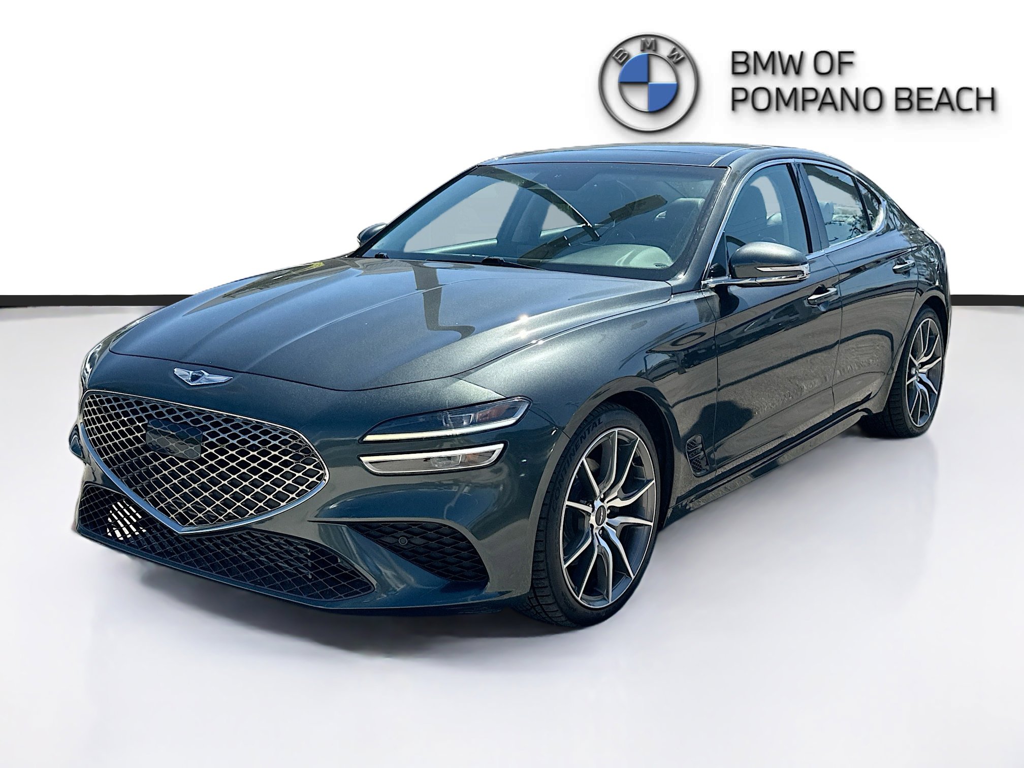 Used 2022 Genesis G70 2.0T w/ Prestige Package image 3