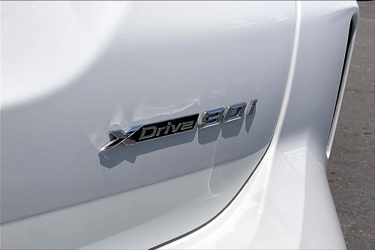 Used 2023 BMW X3 xDrive30i w/ M Sport Package AWD/4WD image 8