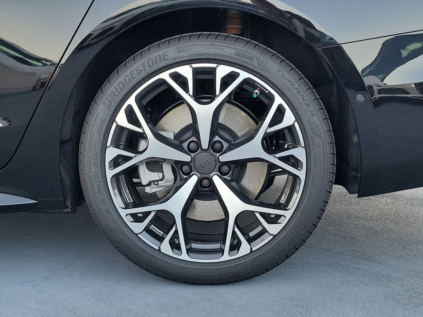 New 2026 Audi A6 Premium Plus AWD/4WD image 12