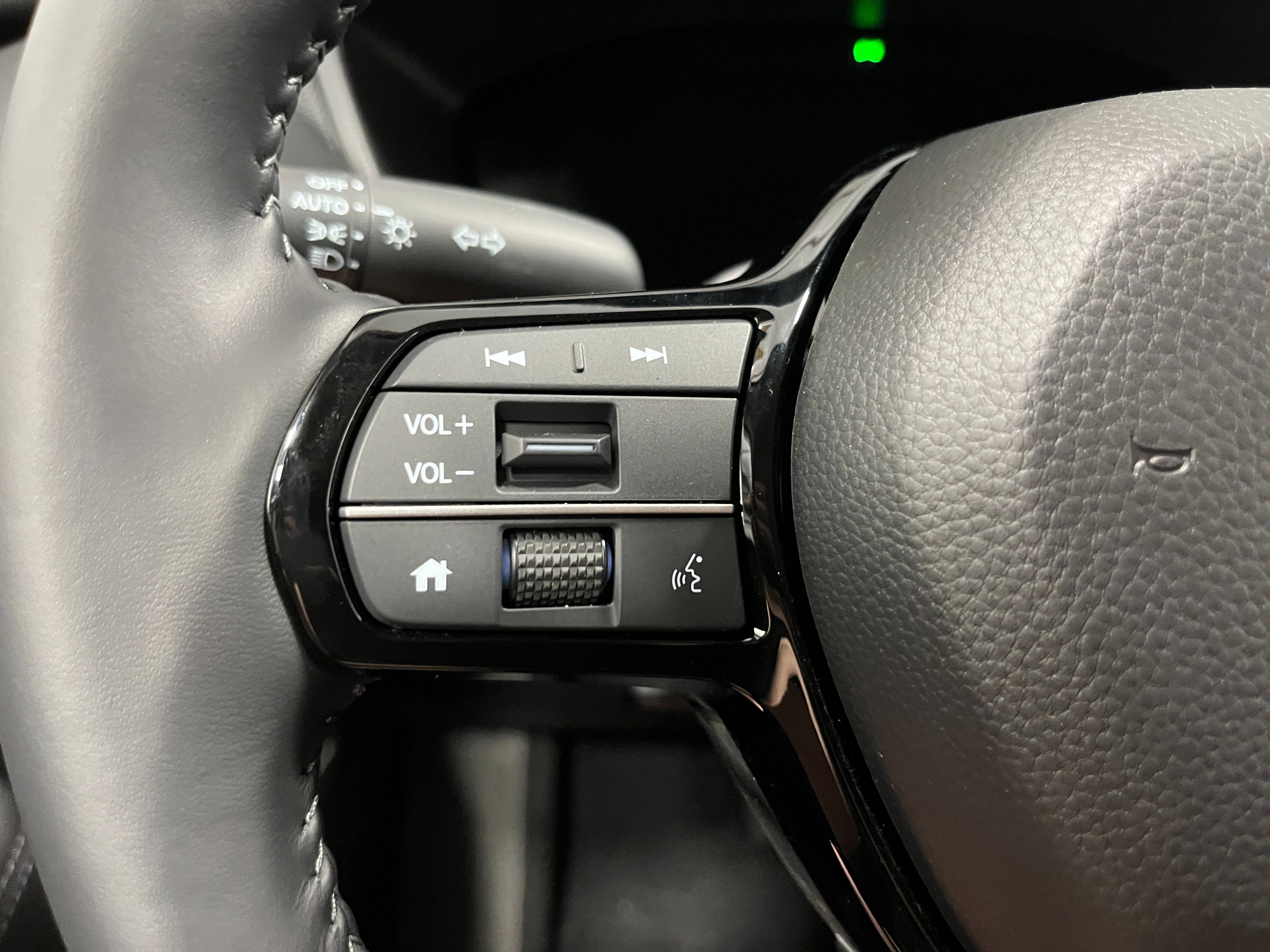 New 2027 Honda HR-V EX-L image 17
