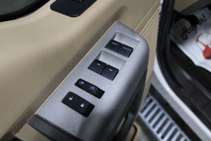 Used 2015 Ford F350 Lariat w/ Lariat Ultimate Package image 16