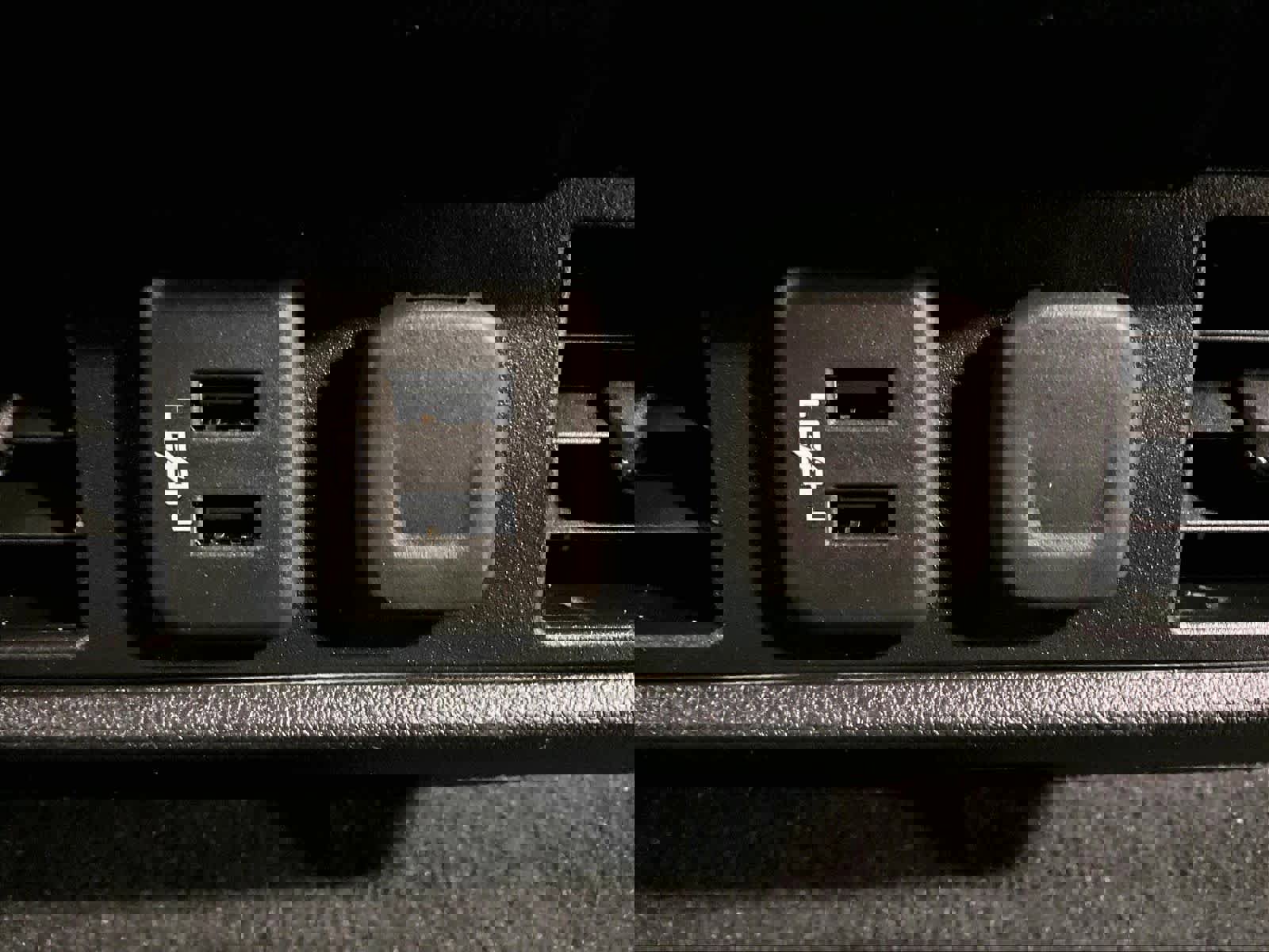 Used 2019 Chevrolet Silverado 1500 LT w/ All-Star Edition image 27