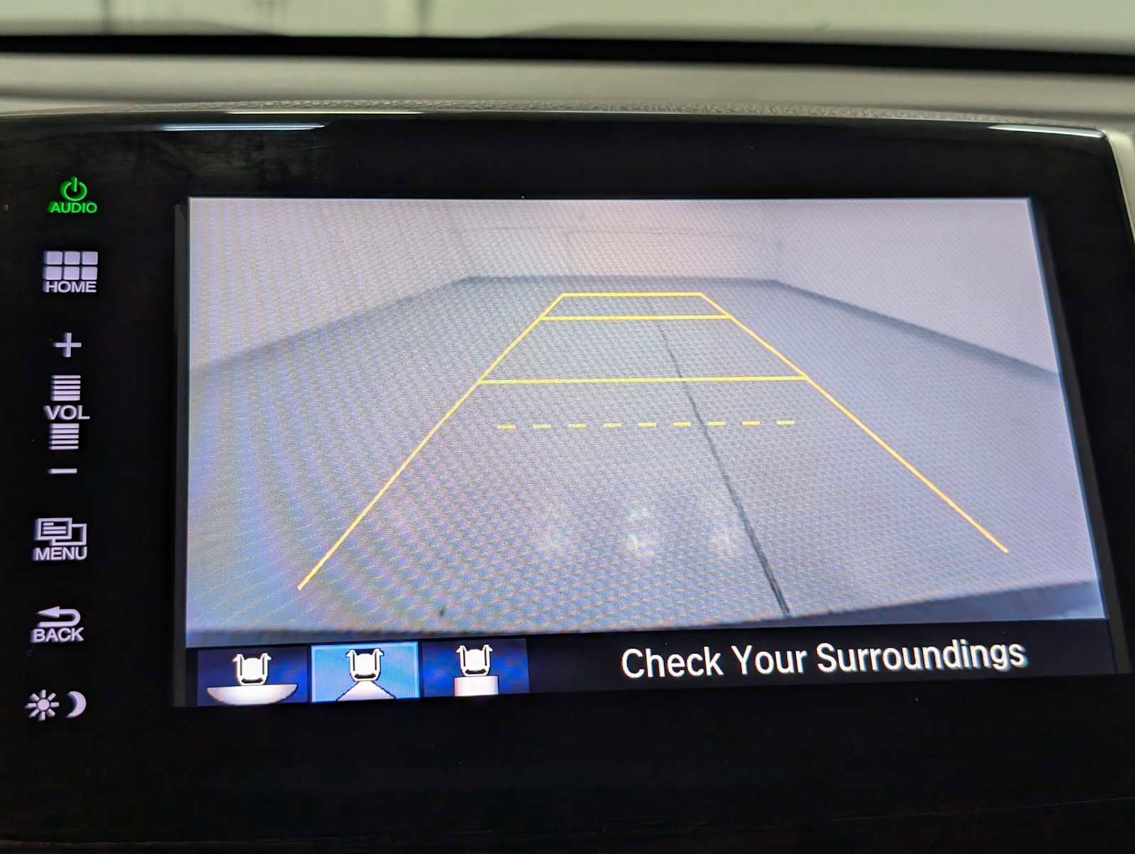 Used 2016 Honda Pilot Touring image 29