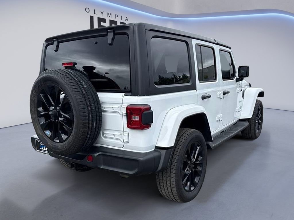 Certified 2022 Jeep Wrangler Unlimited Sahara w/ Cold Weather Group image 8