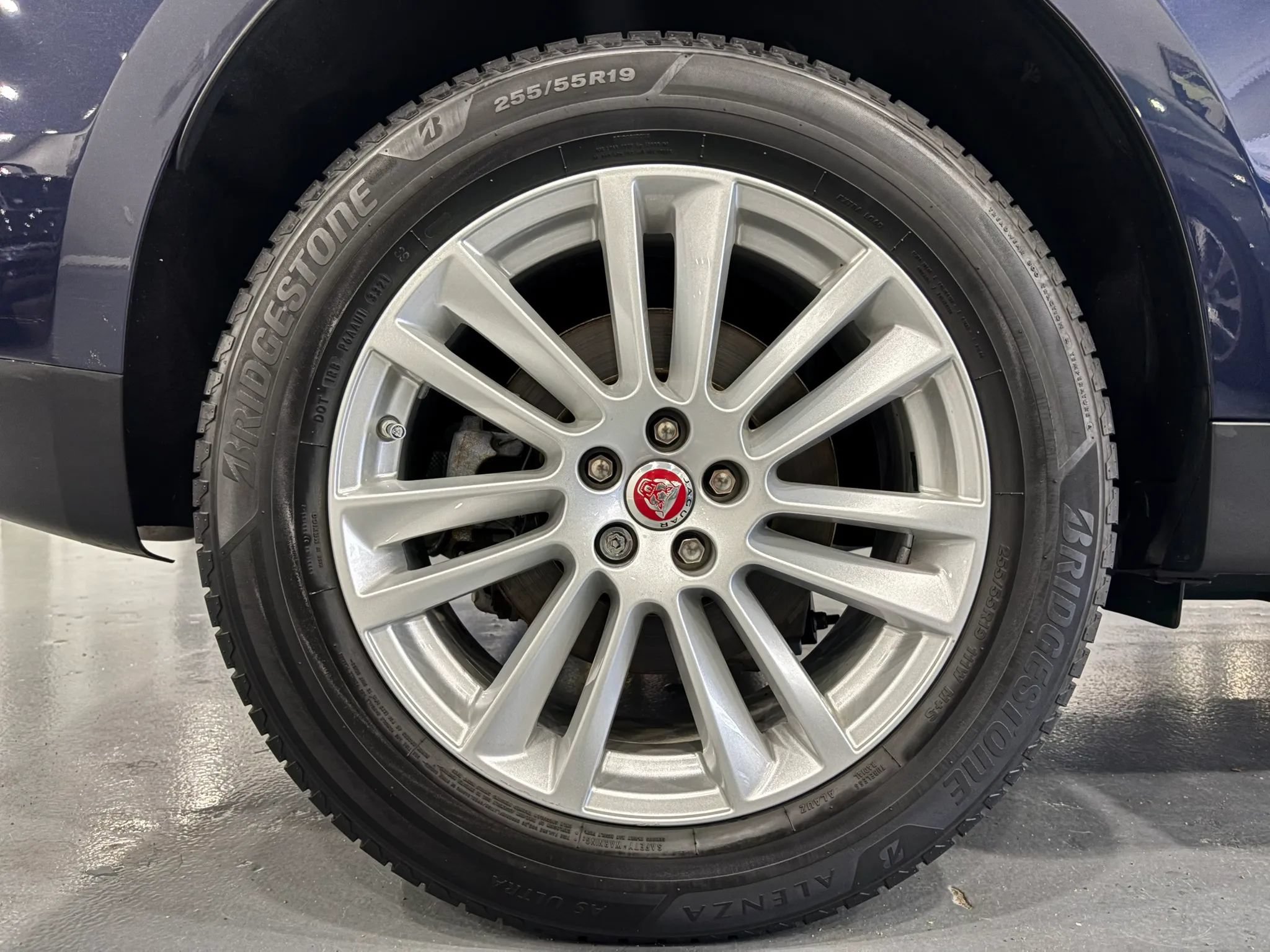 Used 2017 Jaguar F-PACE Prestige AWD/4WD image 54