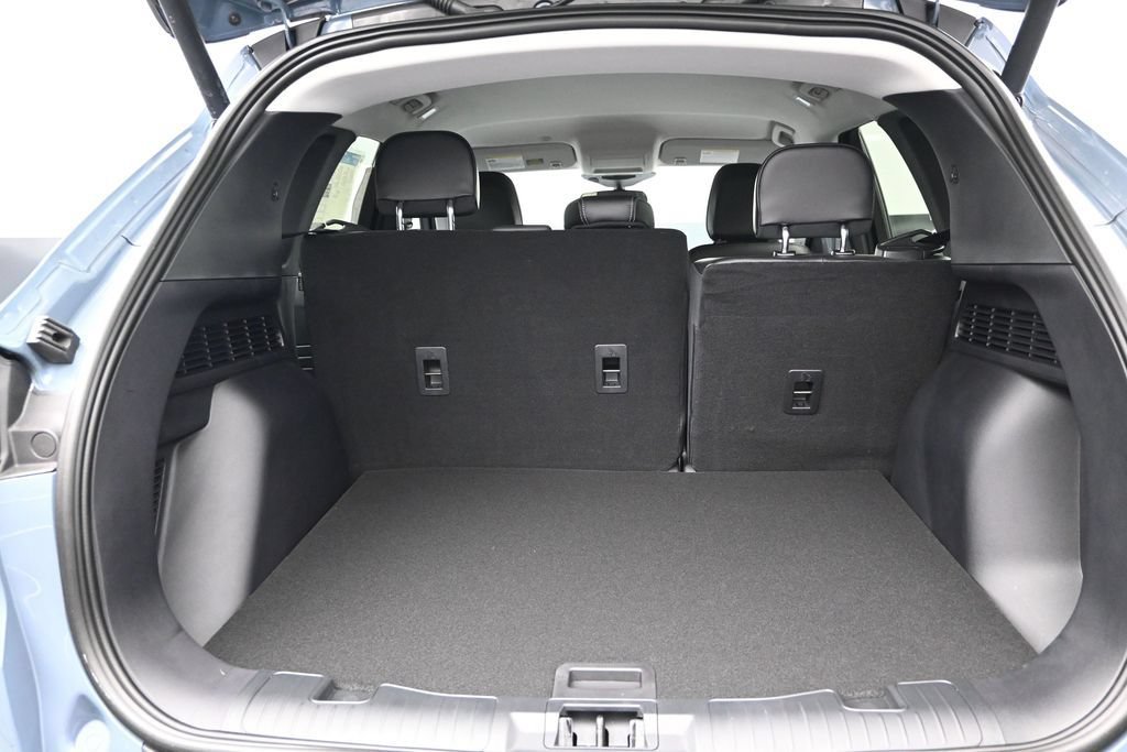New 2026 Ford Escape SE FWD image 16