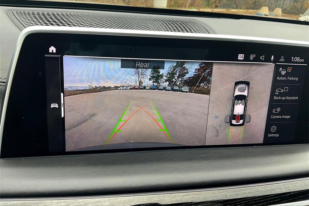 Used 2022 BMW 750i xDrive w/ Executive Package image 21