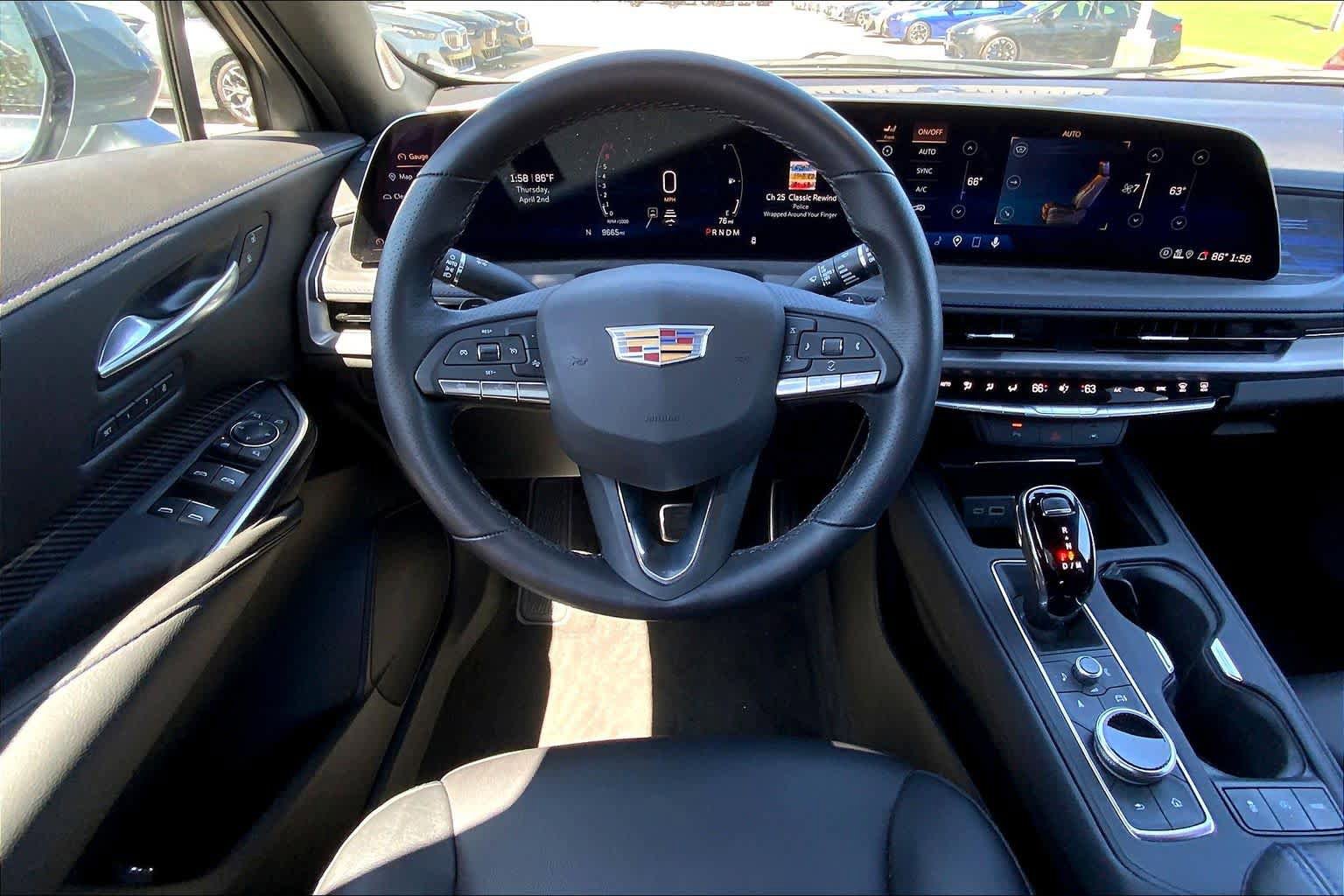 Used 2025 Cadillac XT4 Sport w/ Technology Package image 5