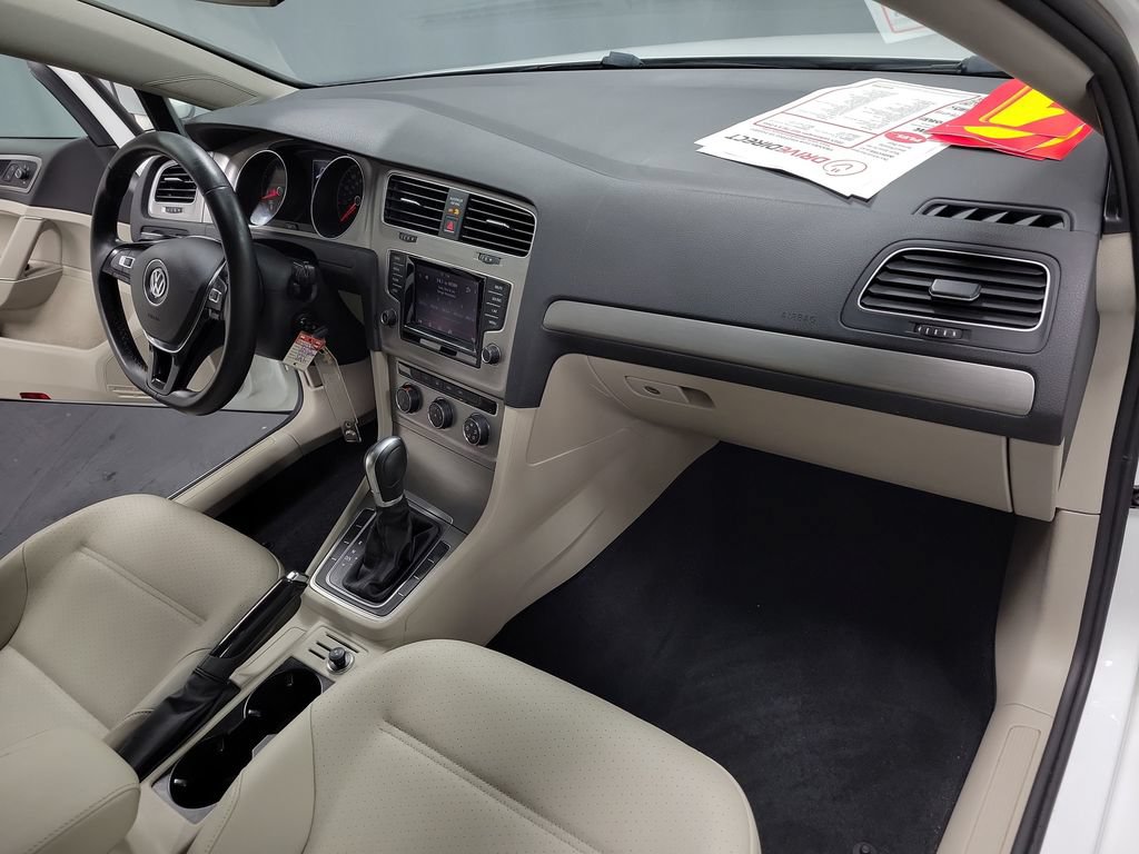 Used 2015 Volkswagen Golf S FWD image 23