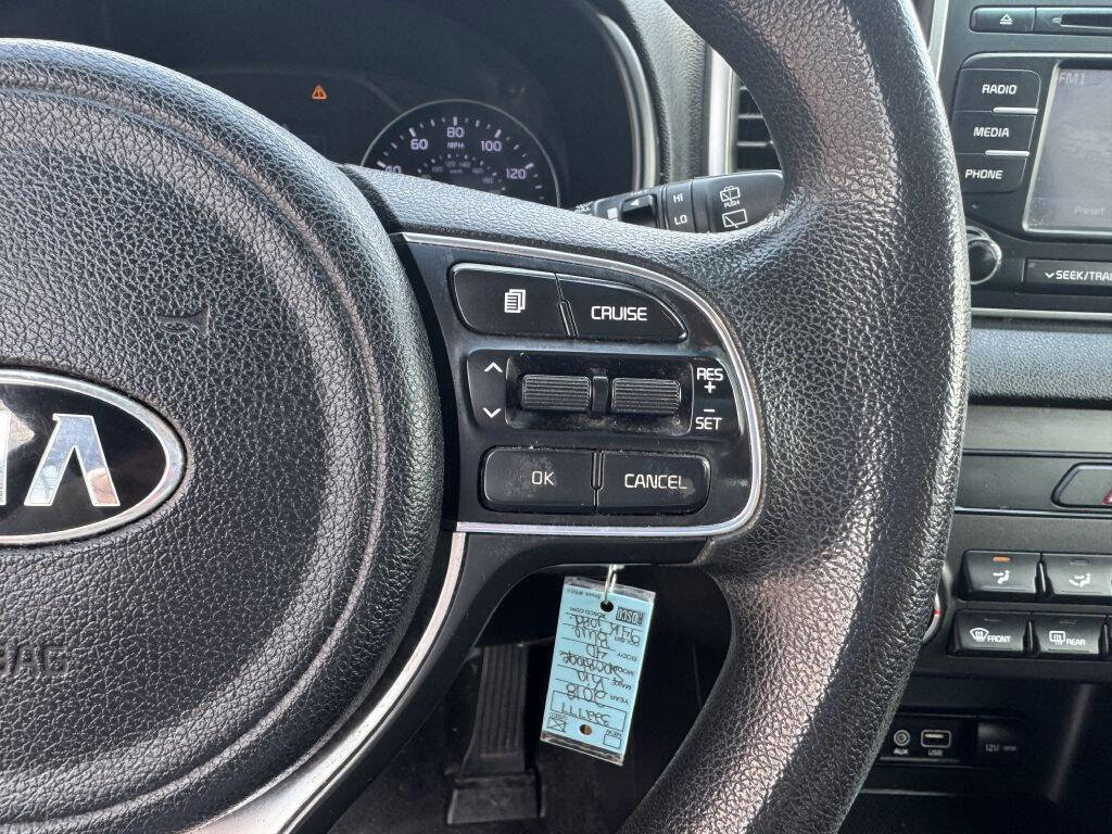Used 2018 Kia Sportage LX image 16