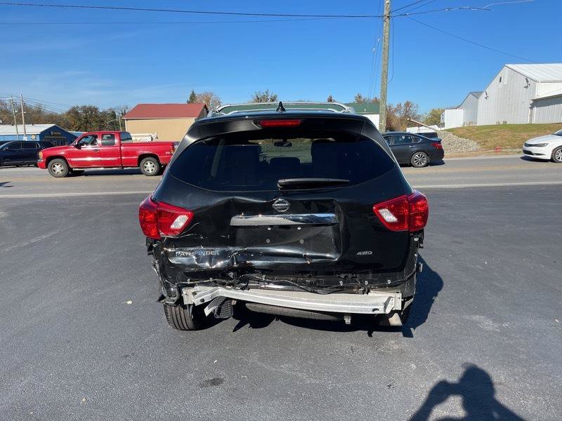 Used 2019 Nissan Pathfinder S AWD/4WD image 4
