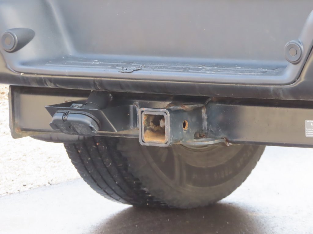 Used 2023 GMC Savana 2500 w/ Driver Convenience Package image 13