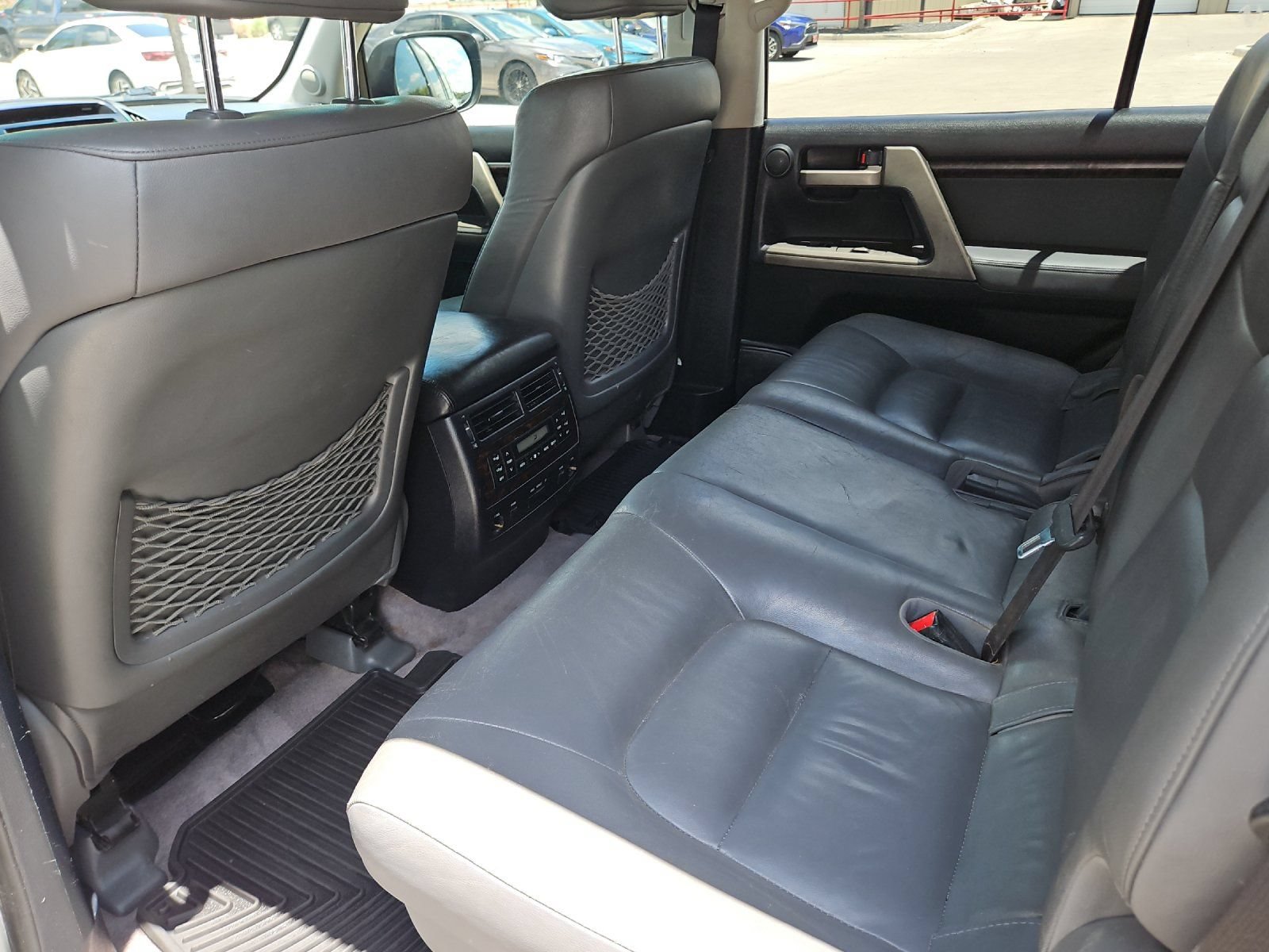 Used 2011 Toyota Land Cruiser w/ Upgrade Pkg AWD/4WD image 11