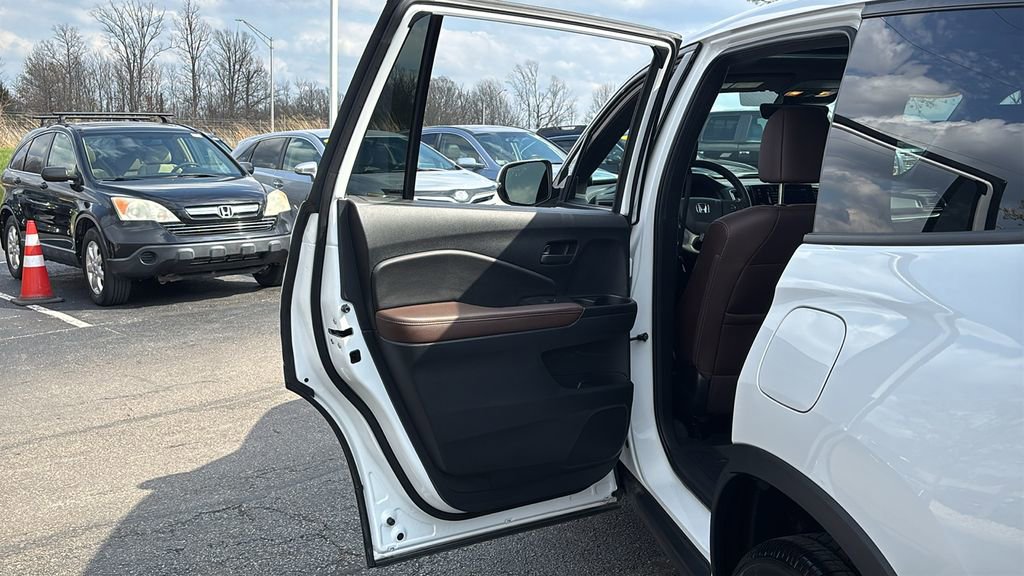 Used 2024 Honda Passport EX-L image 28