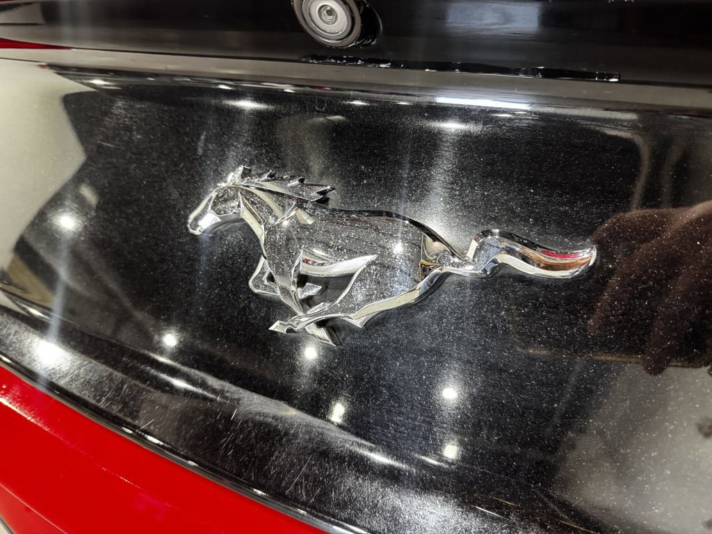 Used 2017 Ford Mustang Premium image 30