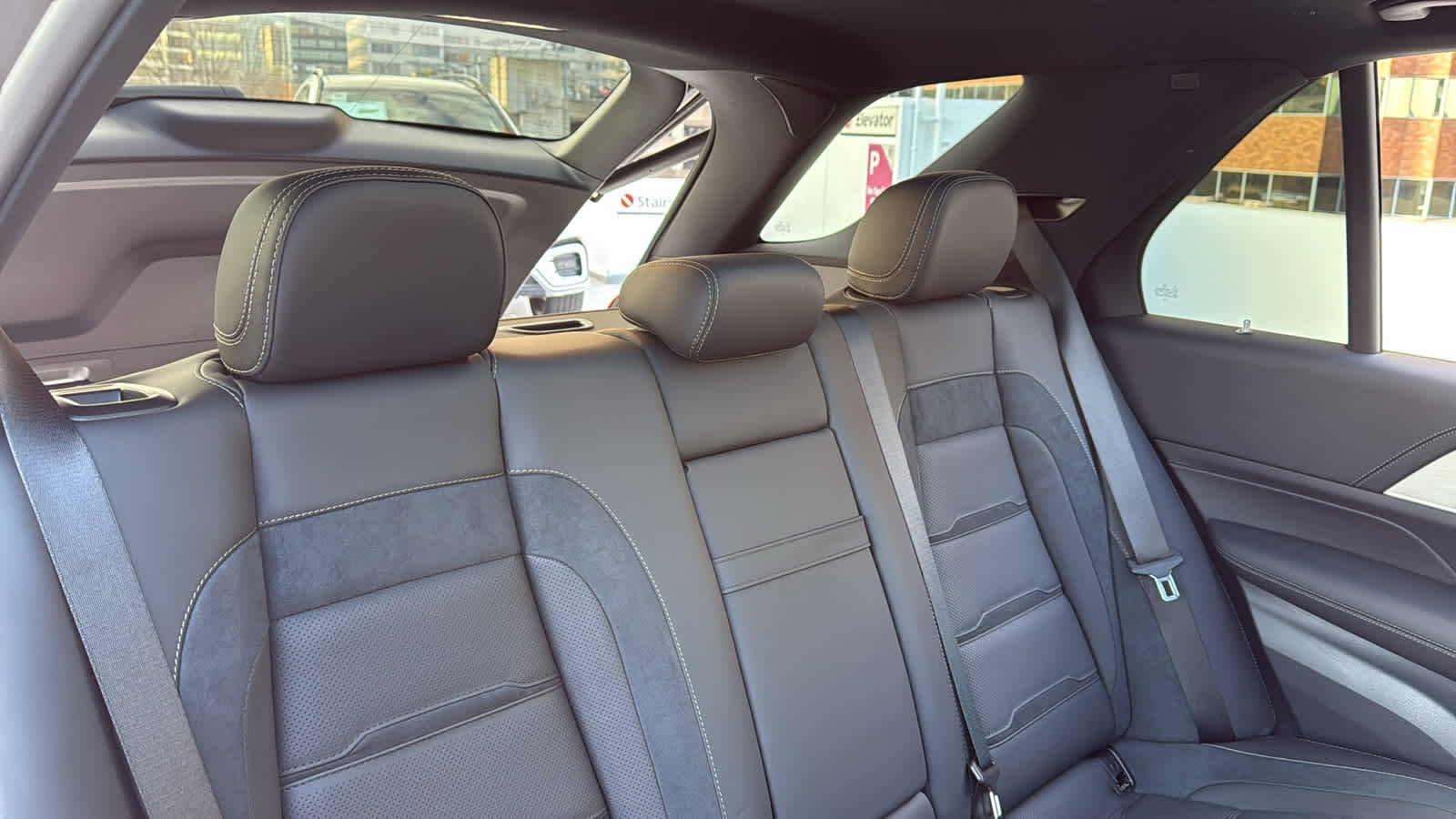 New 2025 Mercedes-Benz GLE 53 AMG AMG GLE 53 image 34