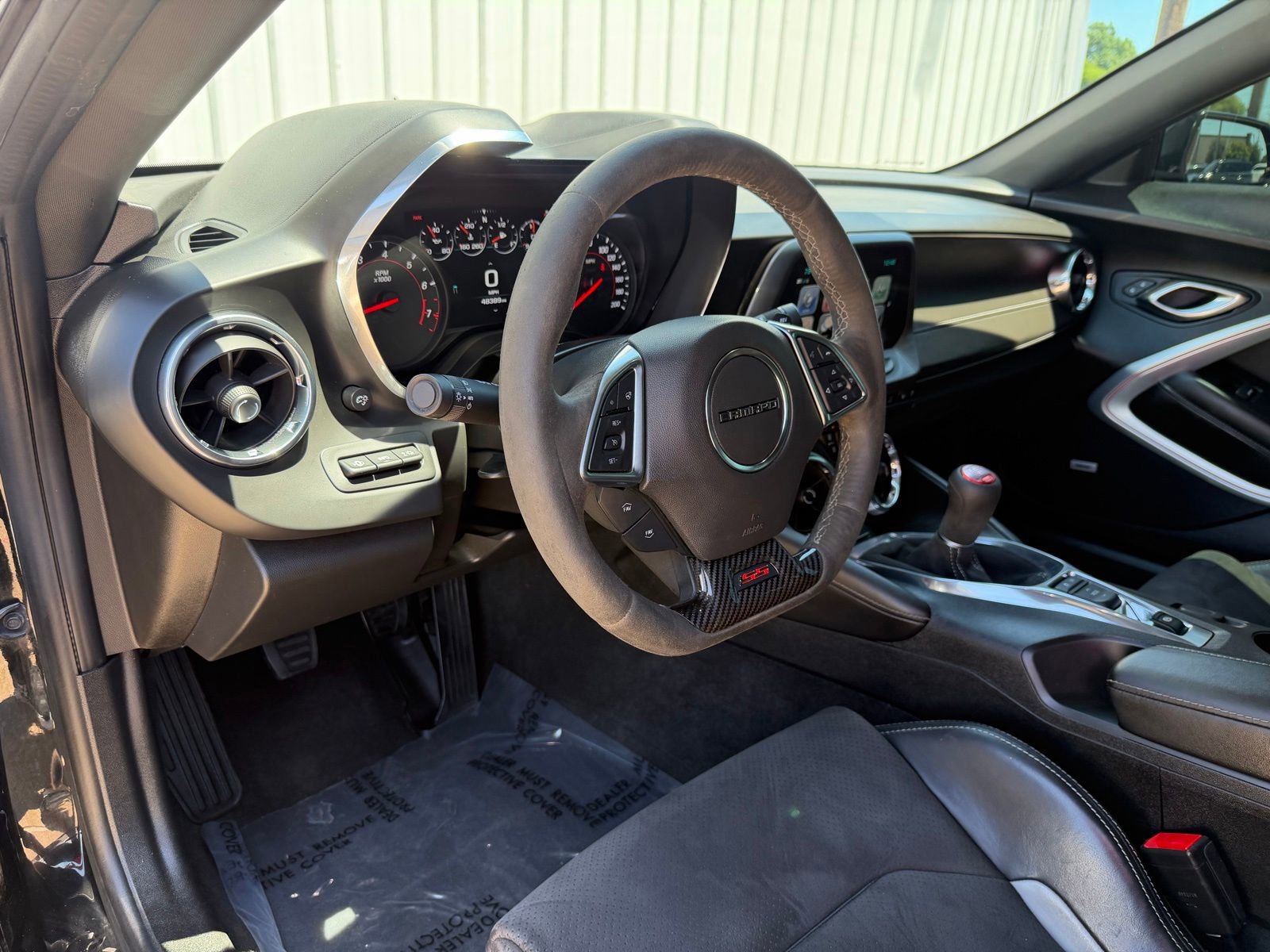 Used 2018 Chevrolet Camaro SS RWD image 13