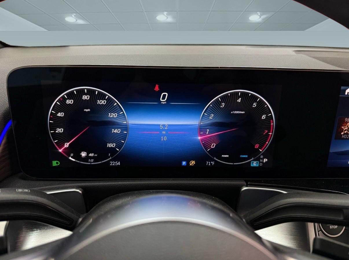 New 2026 Mercedes-Benz GLB 250 4MATIC image 17